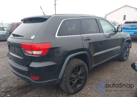 2012 Jeep Grand Cherokee Laredo z USA, uszkodzony, nr VIN 1C4RJFAG2CC329448